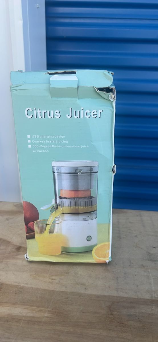 Electric Citrus Juicer Portable USB Wireless 1100g