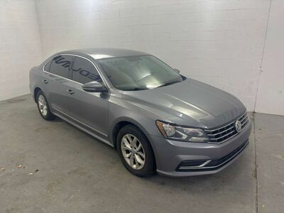 2016 VOLKSWAGEN PASSAT 1.8T R-Line