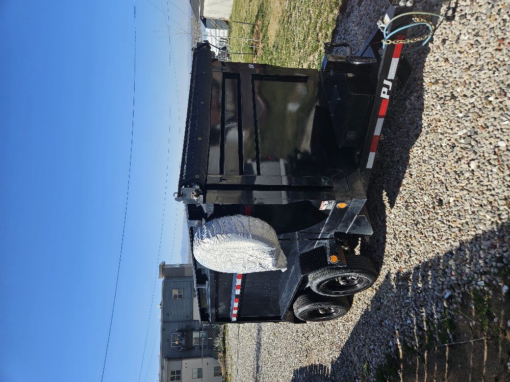 2022 PJ dump trailer