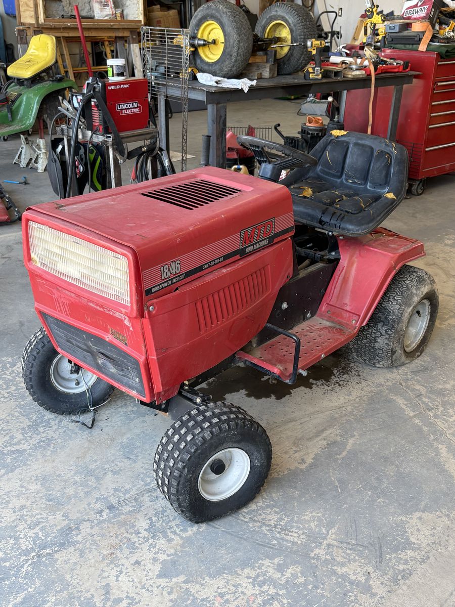 MTD yard Machine Parts Tractor