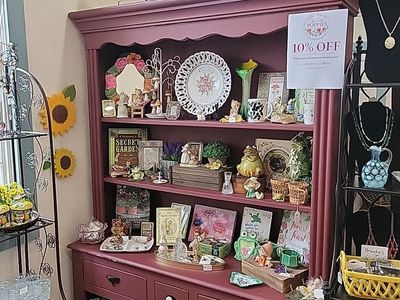 A Booth Full of Treasures 10% Off!