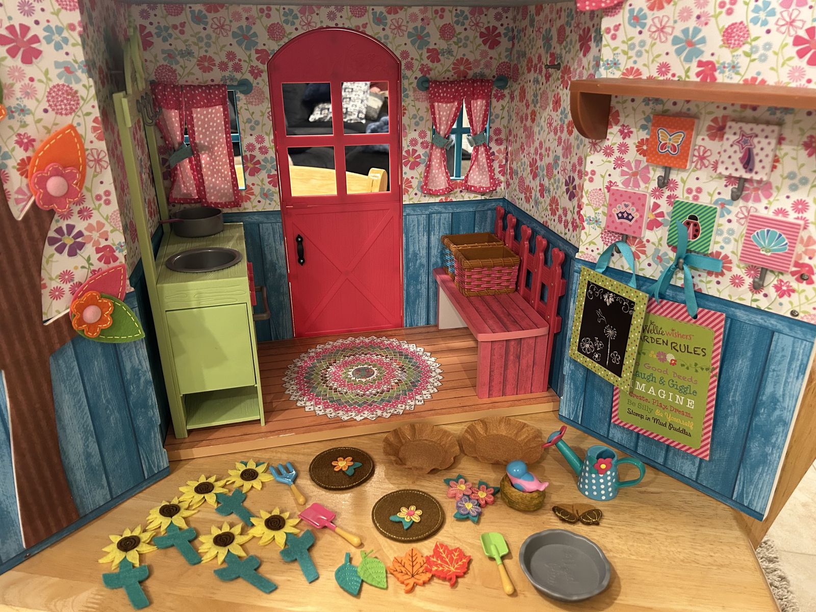 Main image 3