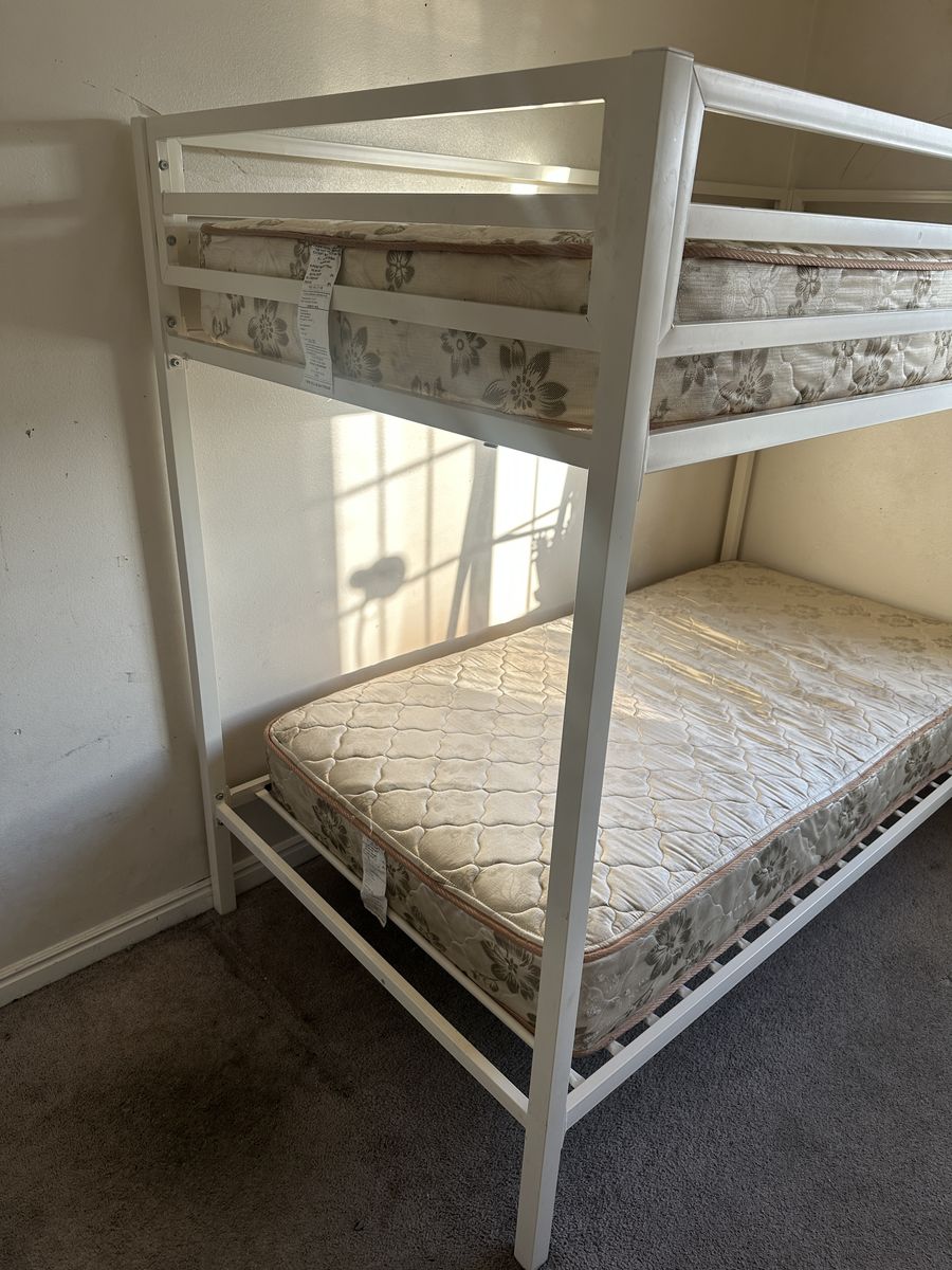 Twin Bunkbed Only