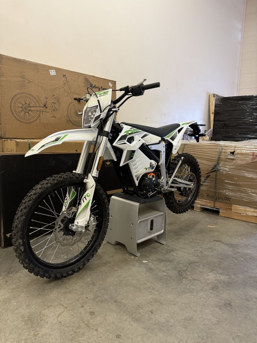 Admit Jet Armor Full Size Electric Dirt Bike