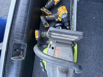 DeWalt Cordless Tools (3)& Poulan 33cc 14" Gas Chainsaw (1) Bundle