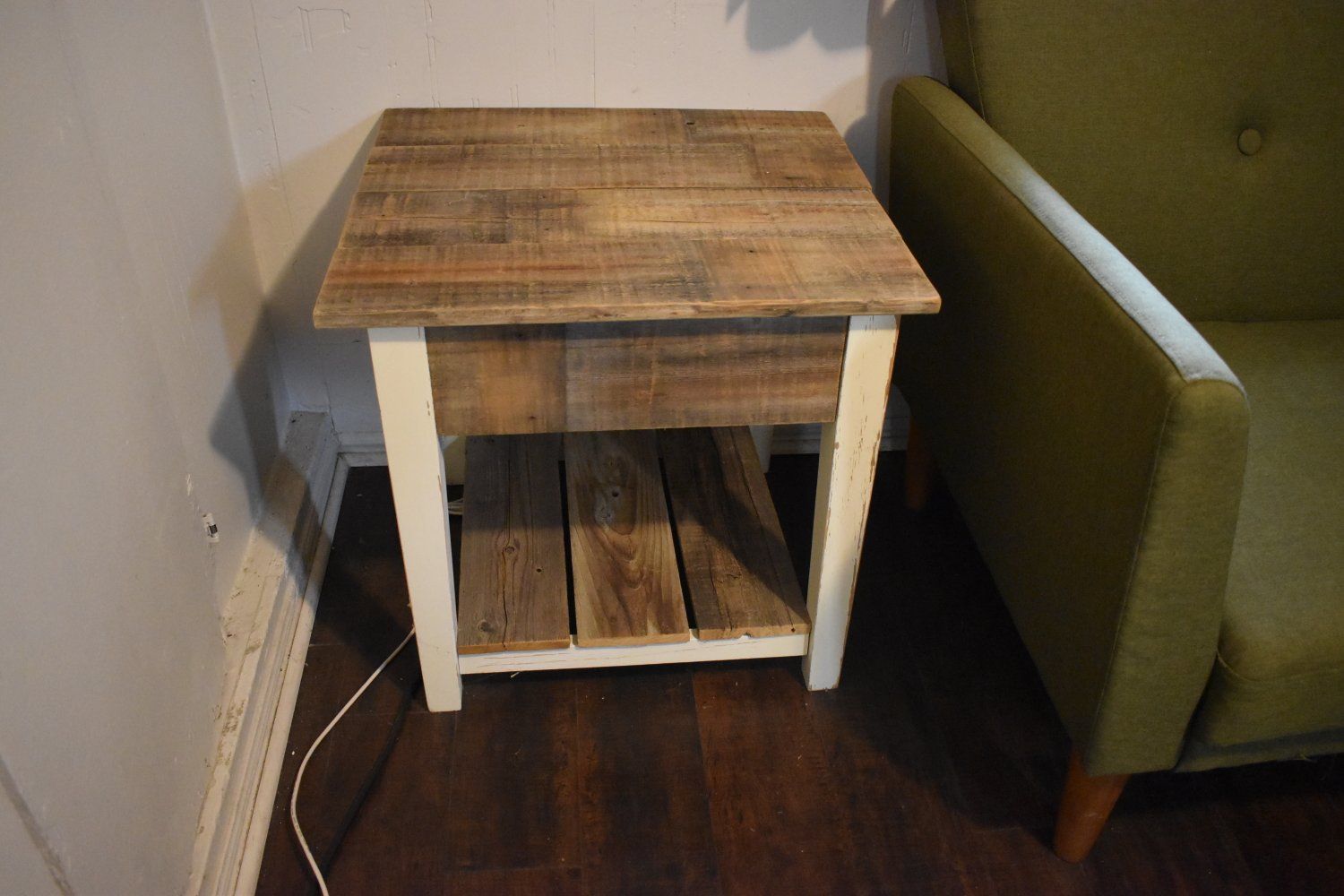 Side Table / End Table