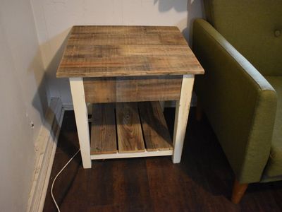 Side Table / End Table