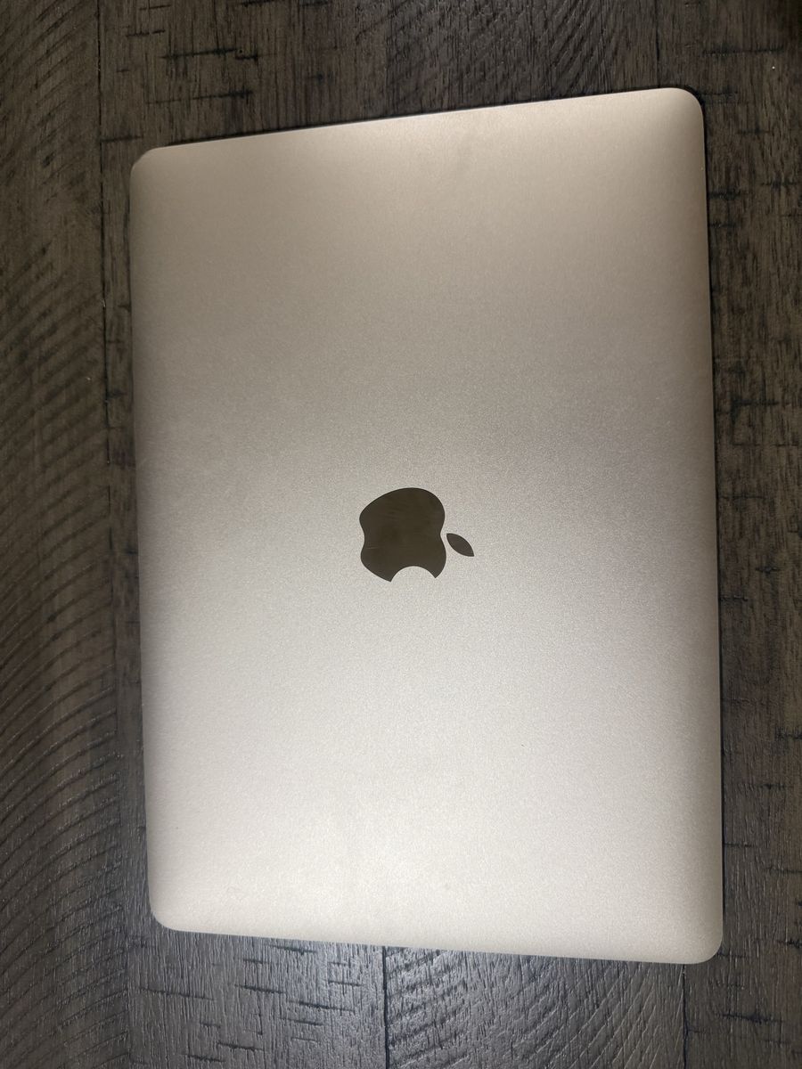 Macbook