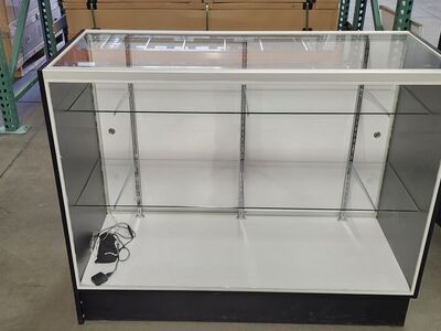 48″ Advanced Display Full Vision Showcase