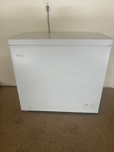 Danby Diplomat 7. cu ft chest freezer