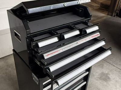 Husky Tool Box / Tool Chest