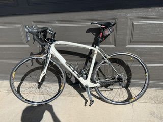 Specialized Roubaix Carbon Road Bike 56cm, Ultegra 2x10, Caliper Brakes, Aero Handlebars