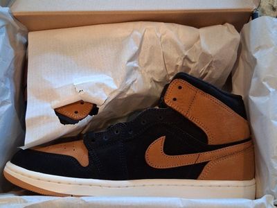 Nike Air Jordan AF 1 Mid SE Black Flax Size 9