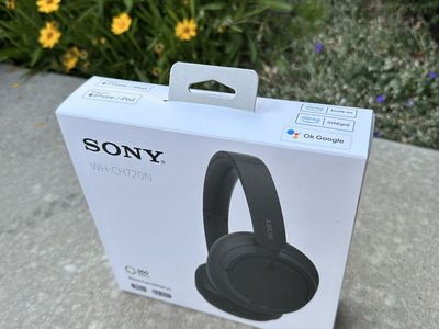 Sony Noise Canceling headphones wireless WH-CH720N - Black - New