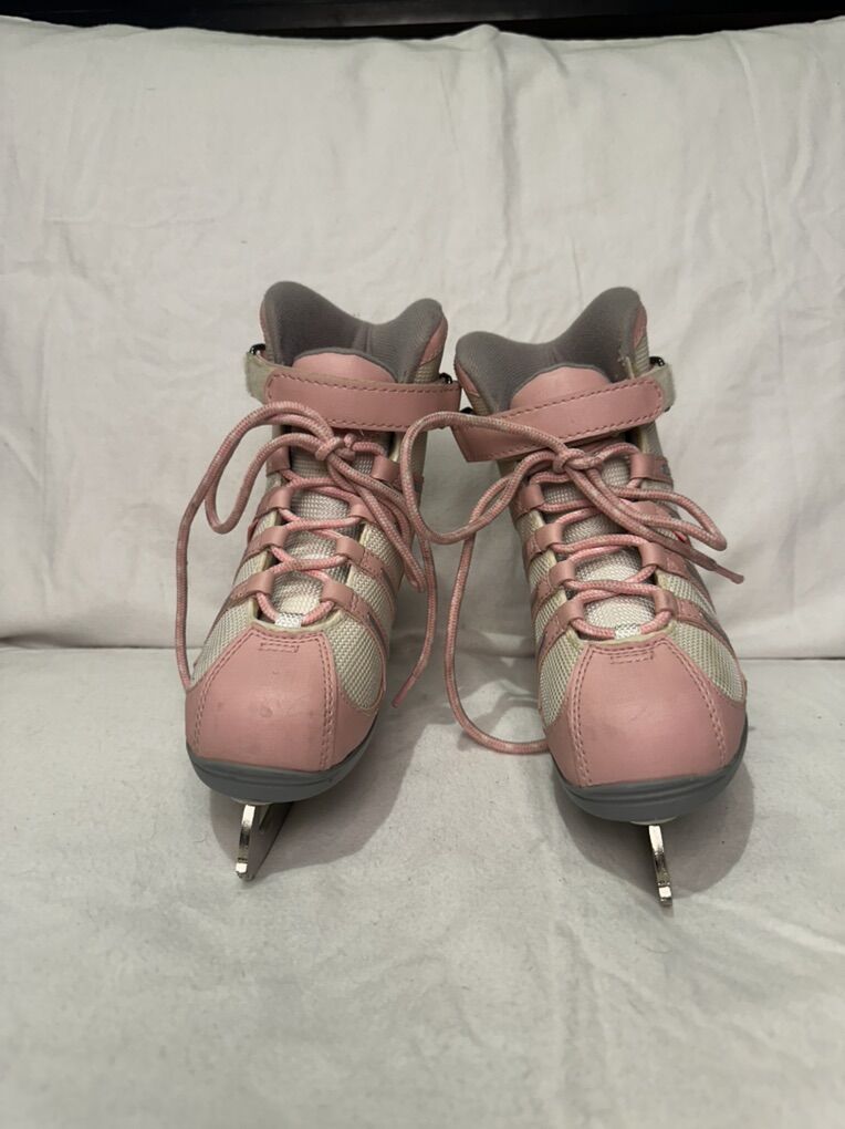 Jackson Softec Youth Size 1 pink/cream Ice Skates