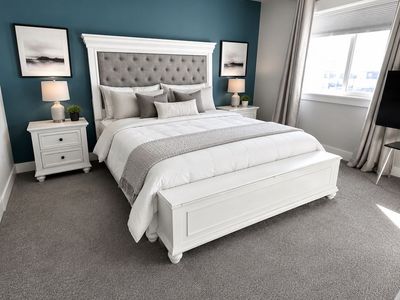 Elegant King Size Upholstered Panel Bed Frame with Storage Bench - White Tufted Headboard
