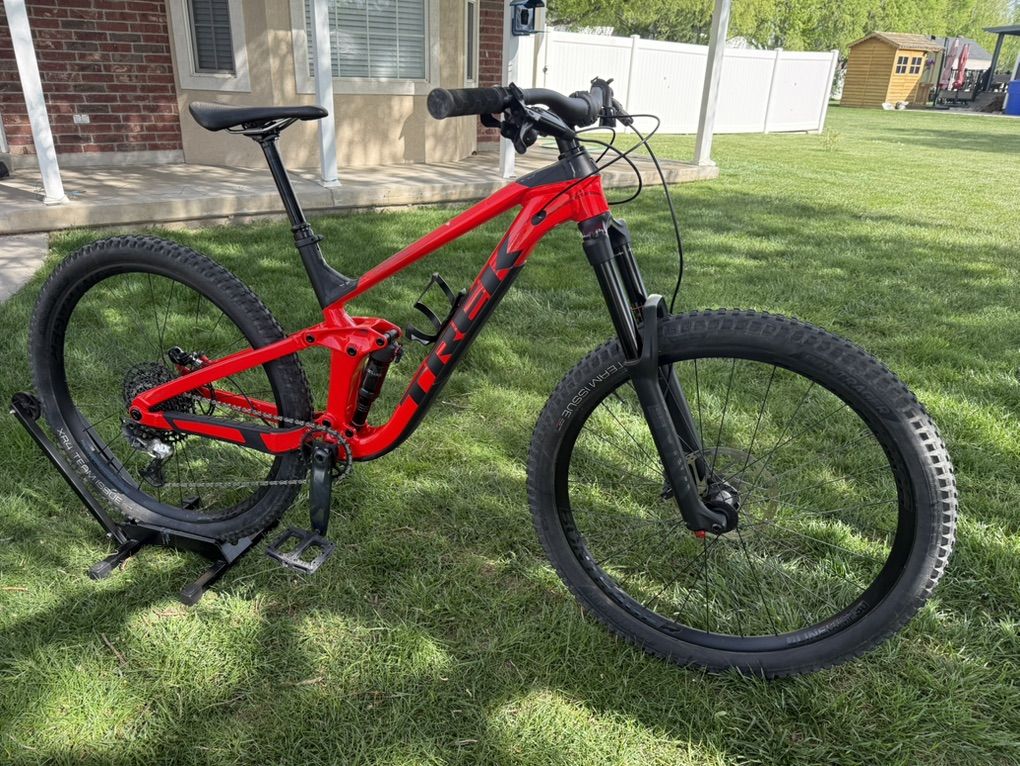 2021 Trek Slash 7