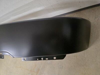 Ford F150 07 - 08 front bumper with hardware