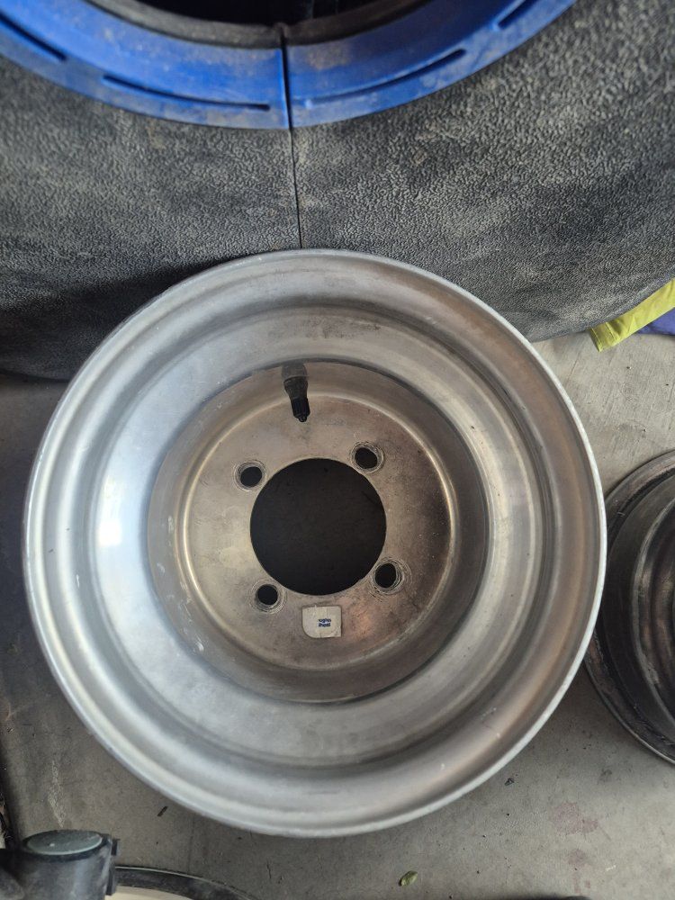 Main image 3