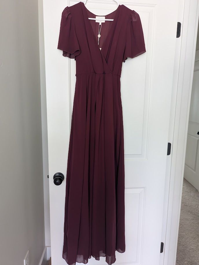 BRAND NEW Beautiful Burgundy Red Bohme Dress, Size Small. Great Bridesmaids Dress or Wedding Attire