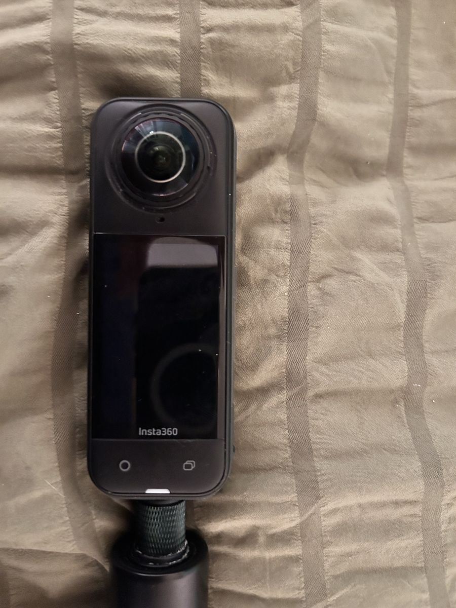 Insta360 X5