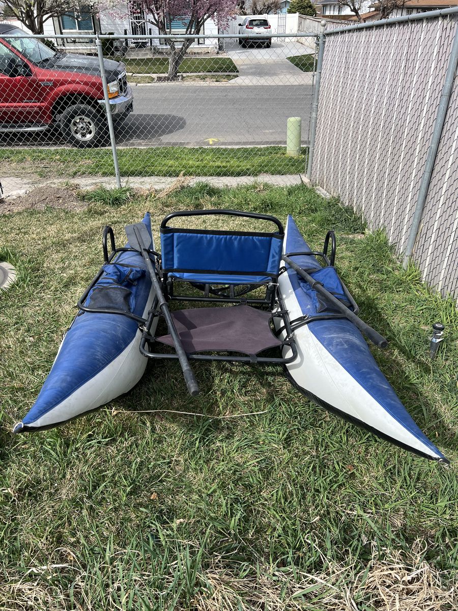 Cimarron 8 Foot Pontoon Boat
