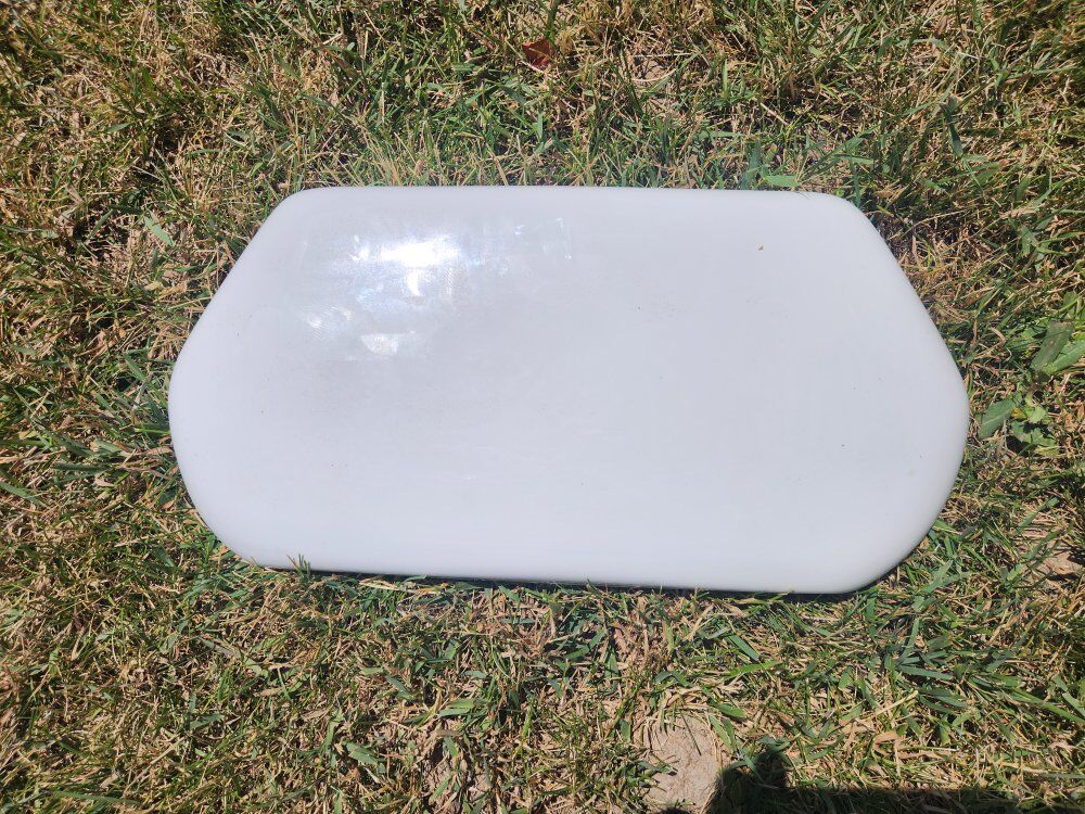 Crane toilet tank lid only, white porcelain