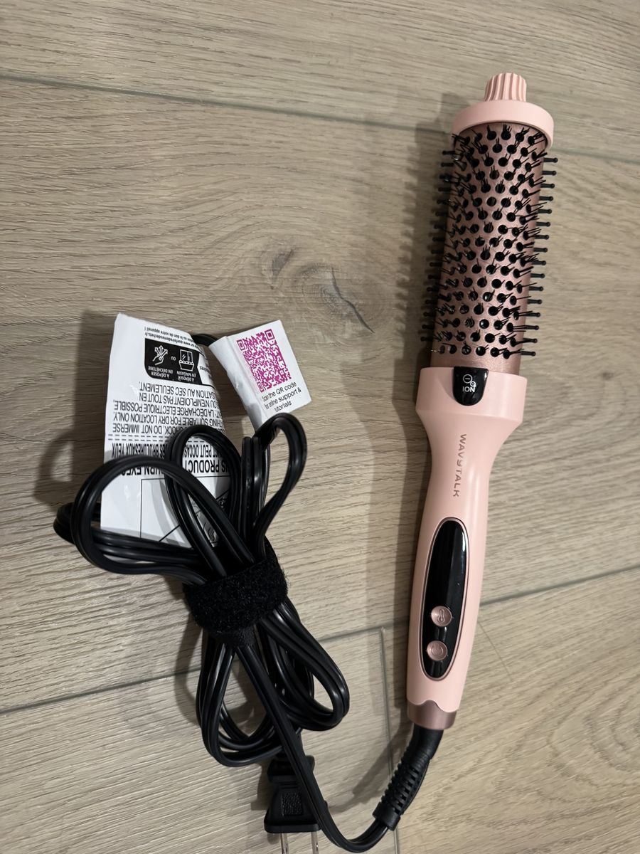 Hot Air Brush / Hair Styler – Like New