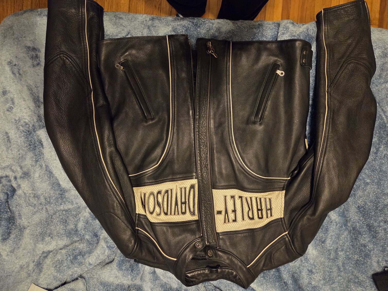 Harley Davidson leather jacket