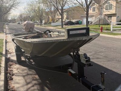 1654 Tracker Grizzly duck/fishing boat
