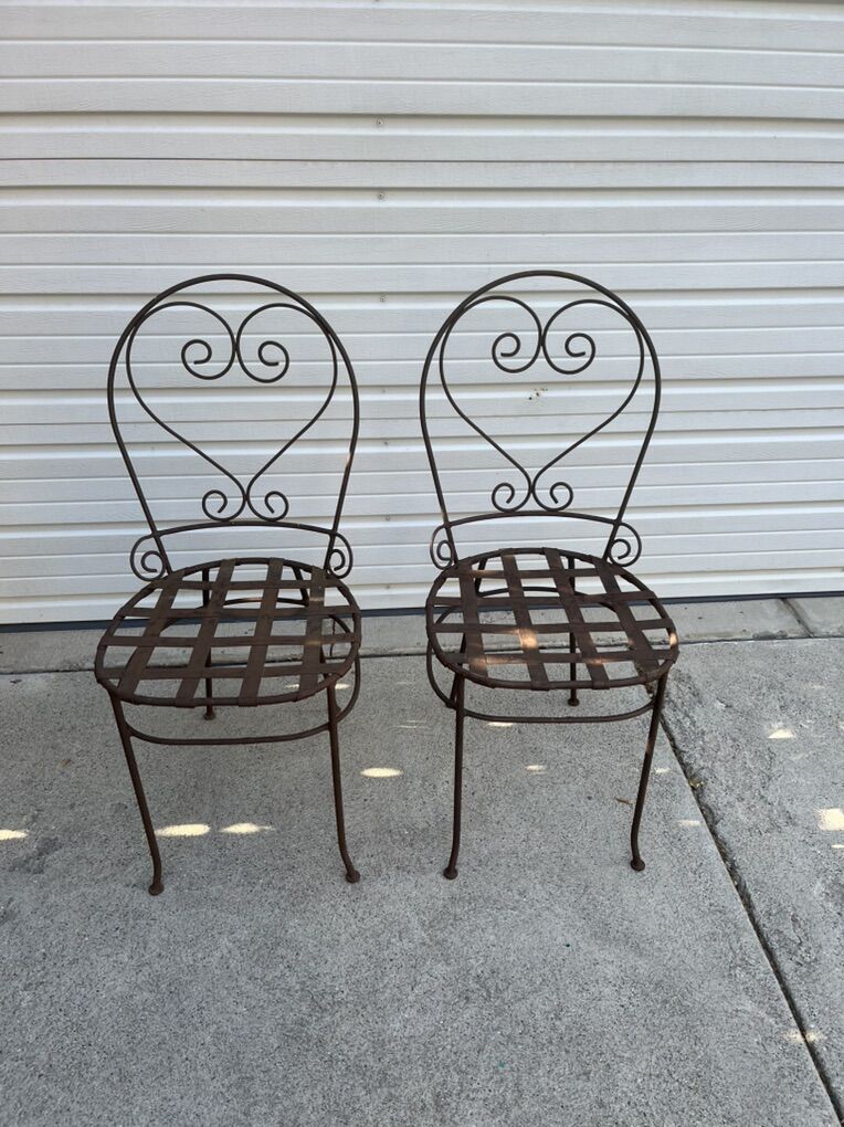 Outdoor Rusted Iron Patio Chairs Set of 2