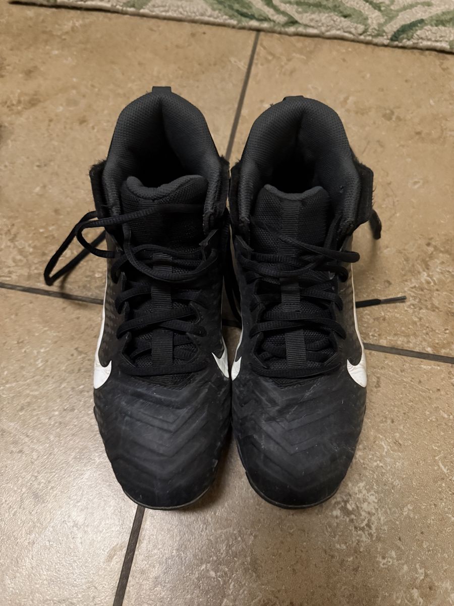 Nike Football cleats size 6
