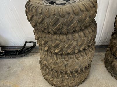2016 Polaris RZR4 900 wheels and tires