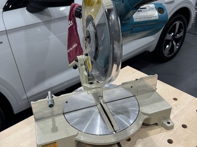 Makita LS1030 10" Miter Saw — Reconditioned, Like New