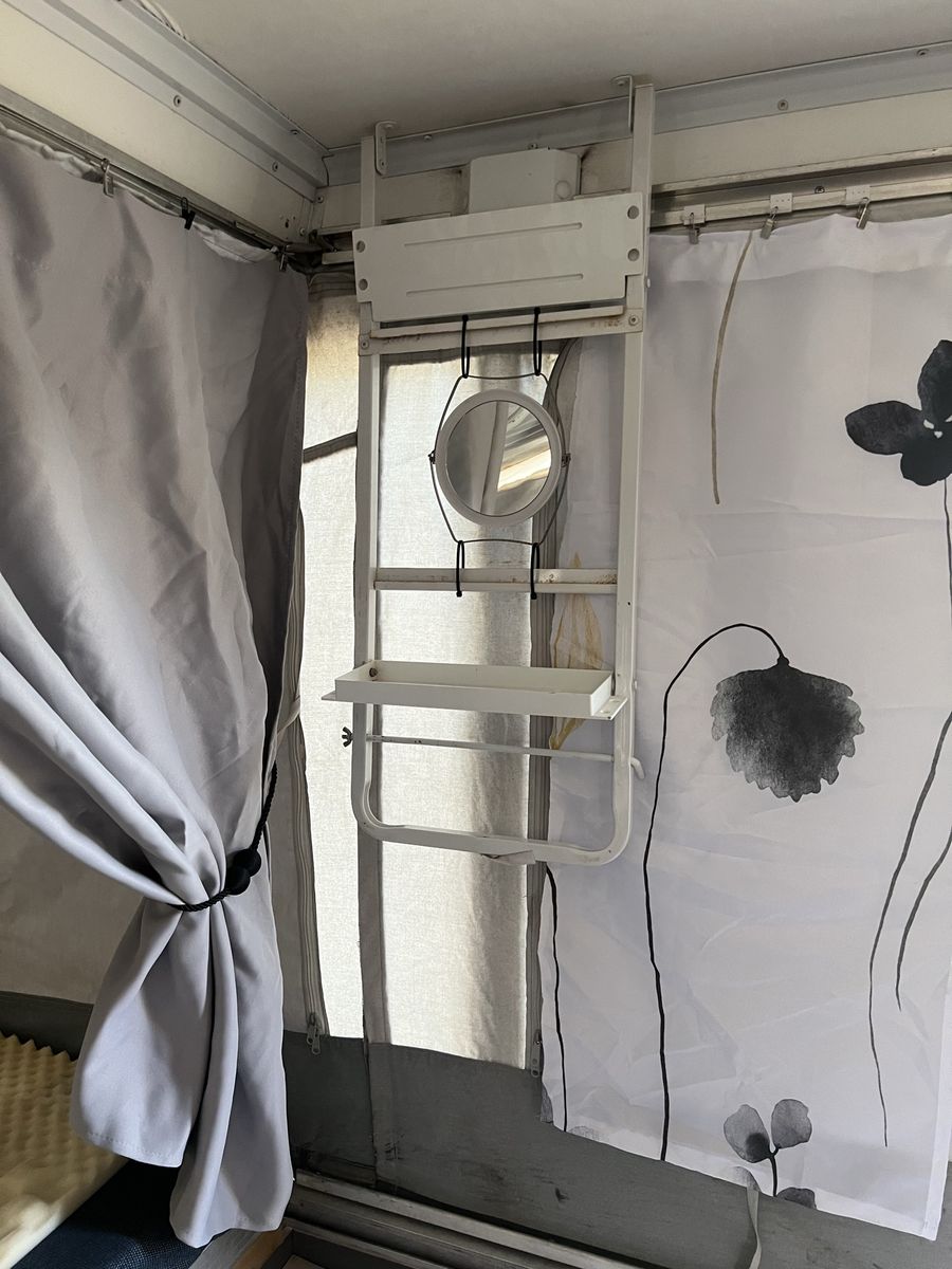 Main image 6