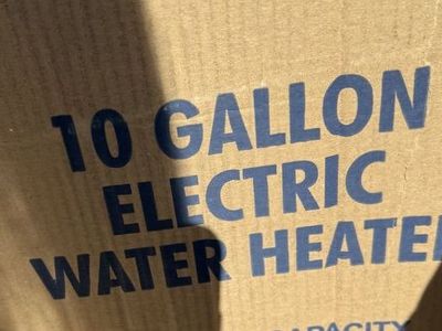 10 gallon Rheem Electric Water Heater