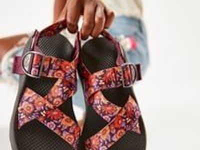 Chaco Mega Z/Cloud Blossom Sandals - Women's Size 6