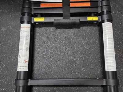 San Hima Extendable Telescoping Ladder with Carry Bag - Compact & Portable