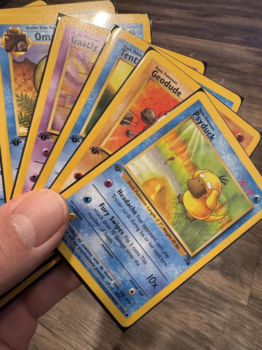 26 “1st Edition Fossil” - Vintage Pokémon TCG Cards from the year 1999. Fun Collection!