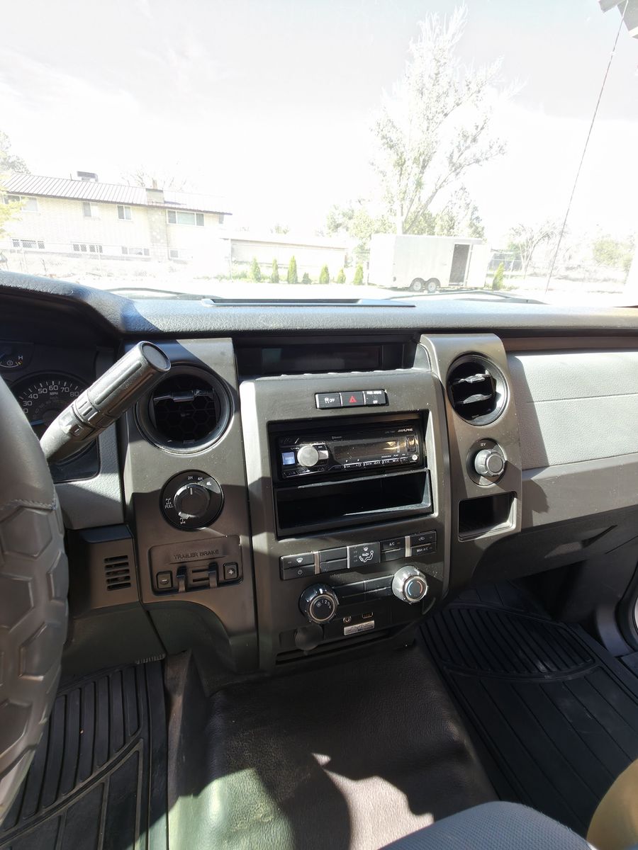 Main image 6
