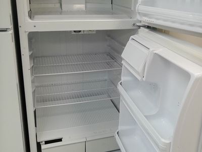 15 cf Refrigerator~90 Day Guarantee