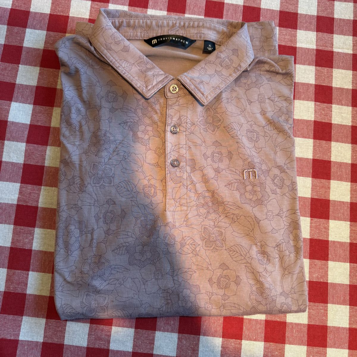 TravisMathew Golf Shirt XL