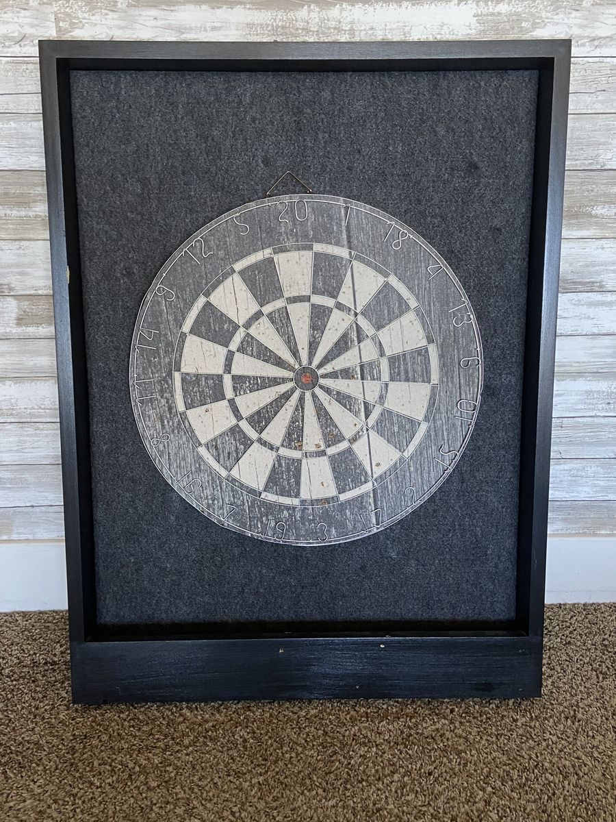 Dartboard and Frame - Rustic Farmhouse Style Decorative Dartboard frame and dartboard
