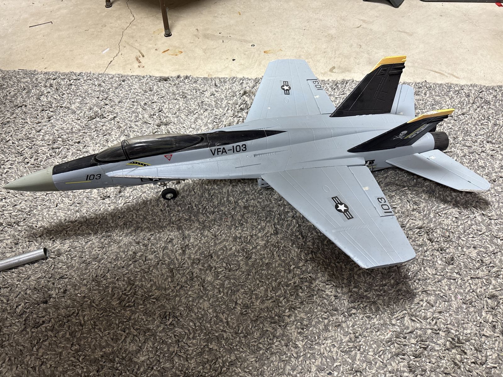 F18 64mm