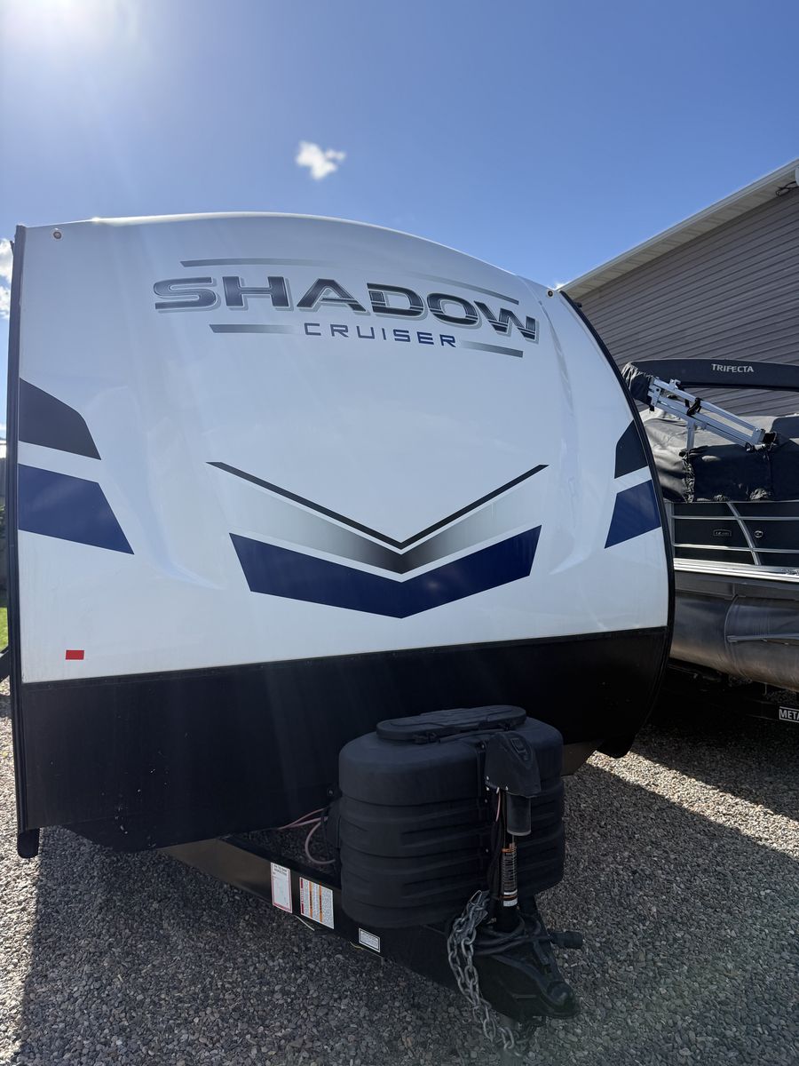 2025 Shadow Cruiser Travel Trailer ID225RBS