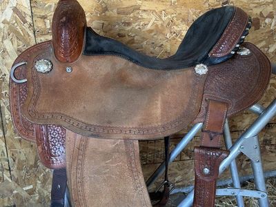 Merrill Barrel Saddle