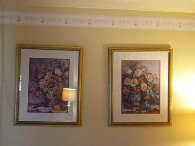 Set of 2 Framed Floral Still Life Art Prints with Gold Frames