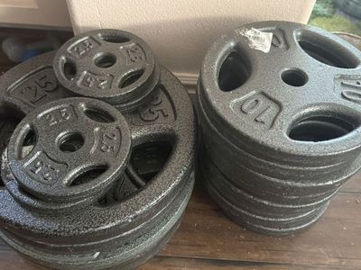 Weight Plates - 10x10lb, 5x25lb, 4x2.5lb - Cast Iron Standard Plates