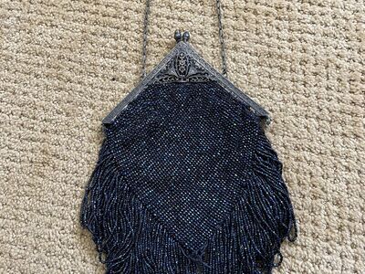 Stunning Triangle Shaped Silver Framed Purse/Handbag - Antique