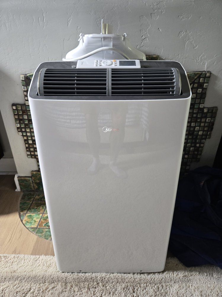 Midea 14,000 BTU Portable Air Conditioner MAP14AS1TWT-C with Remote